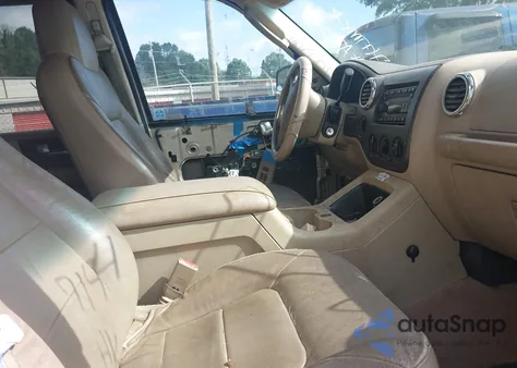 2004 Ford Expedition Nbx/Xlt из США, поврежденный, VIN 1FMPU16L74LA72209